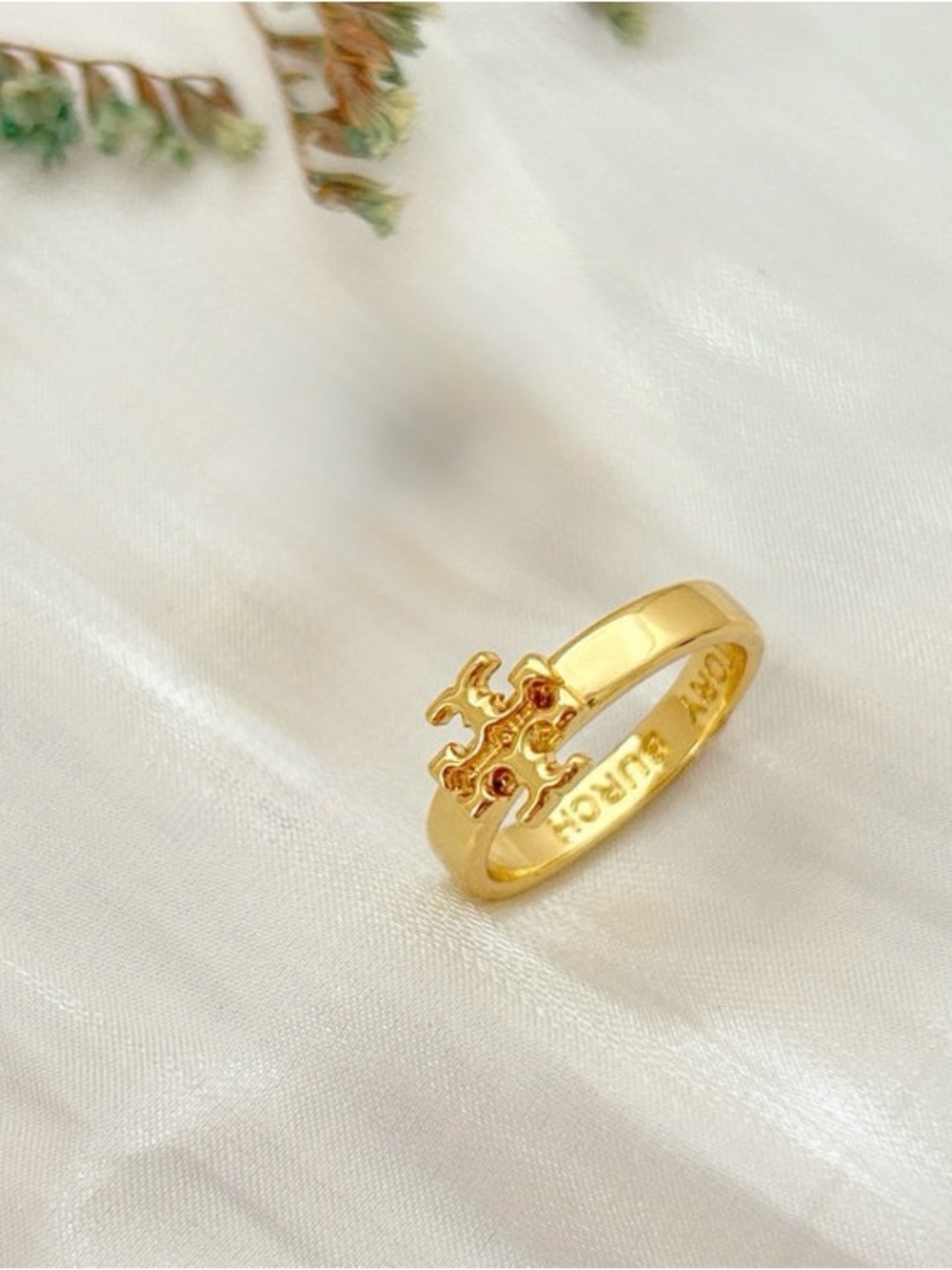 Tory Burch Gold Logo Signet Ring - Picture 6 of 6